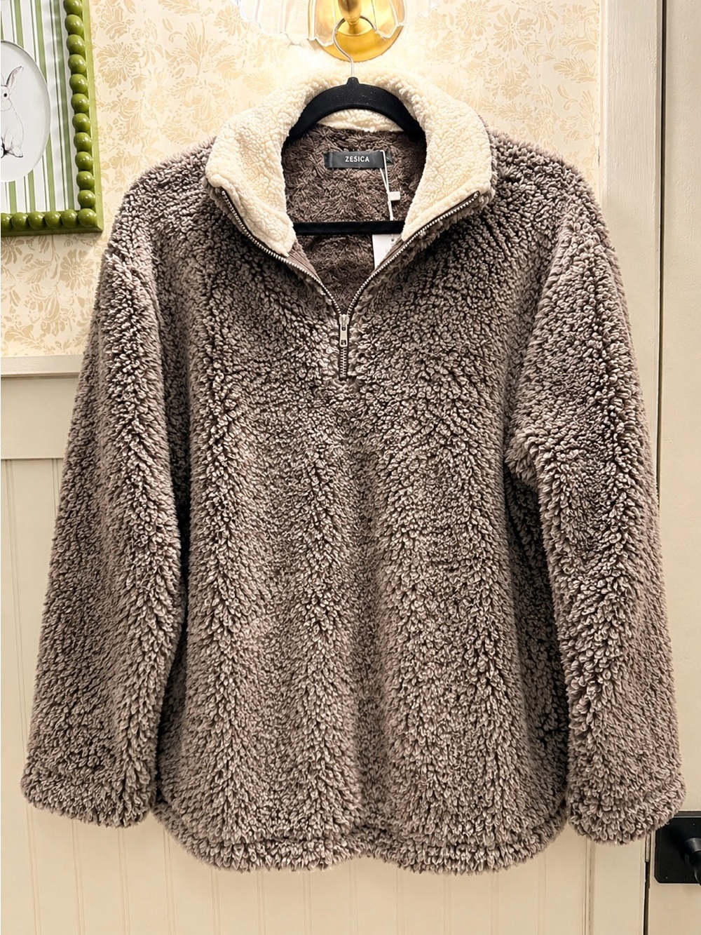 ZESICA Sherpa Zip Pullover - Brown with Cream Collar